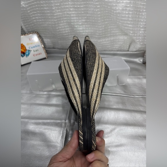 (Z1) Zara women's flat mules, size 39/8 US, ivory black, with shiny stripes - Picture 11 of 13